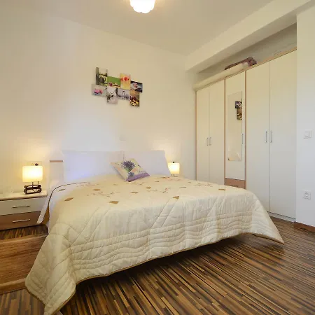 Antonio Apartments *