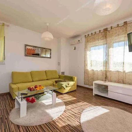Antonio Apartments شقة