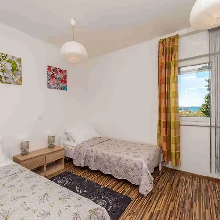 شقة Antonio Apartments Sukošan