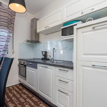 Antonio Apartments Sukošan