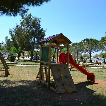 Antonio Apartments * Sukošan